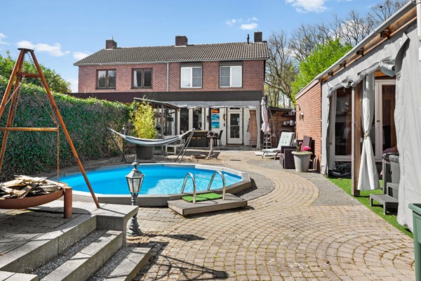 Medium property photo - Burgemeester Honéesngl 16, 6081 EC Haelen